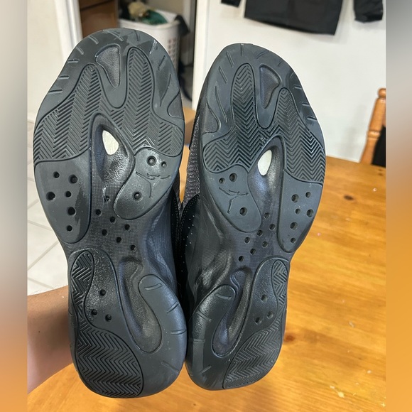 Men’s Air Nike Jordan 11 XI CMFT Size 10.5 Black - Picture 6 of 12